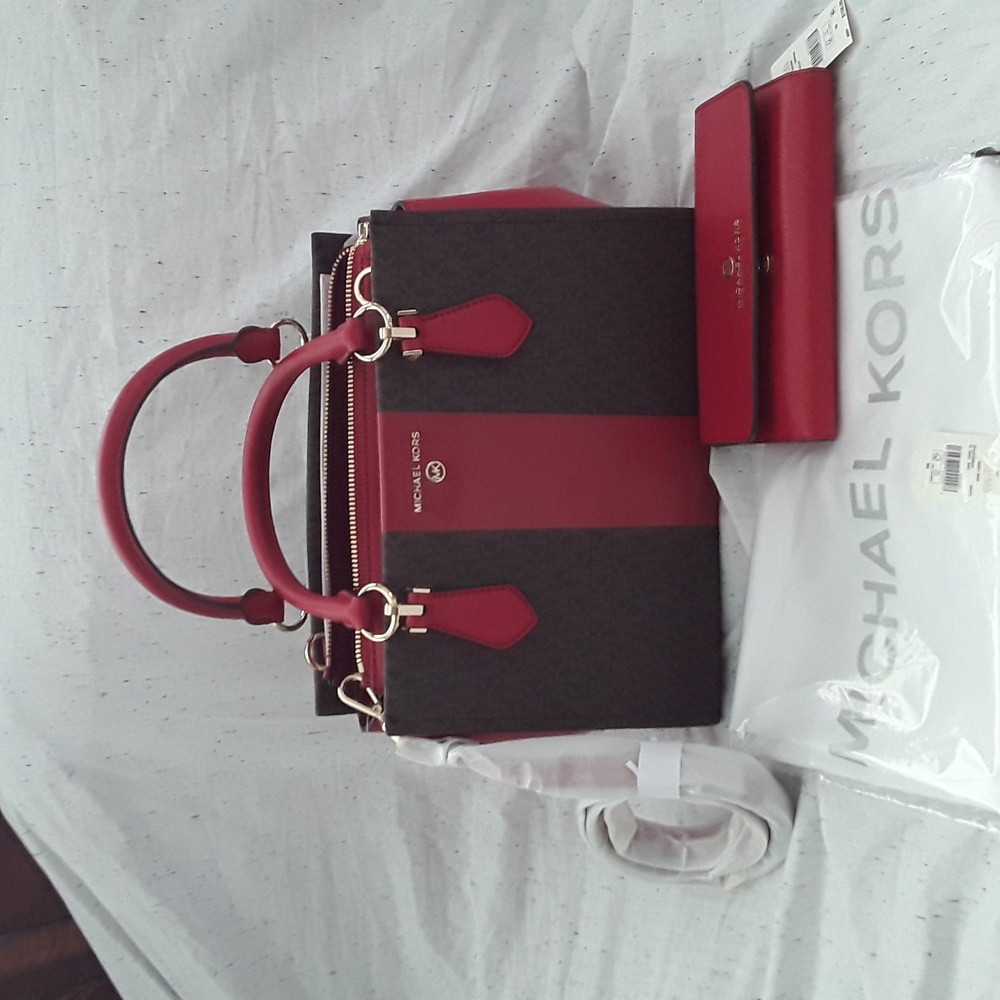 MICHAEL KORS HANDBAG & WALLET NWT
